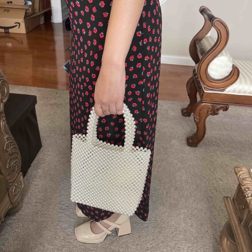 Neiman Marcus SIlk-Lined Pearl Clutch Purse - Picture 4 of 6